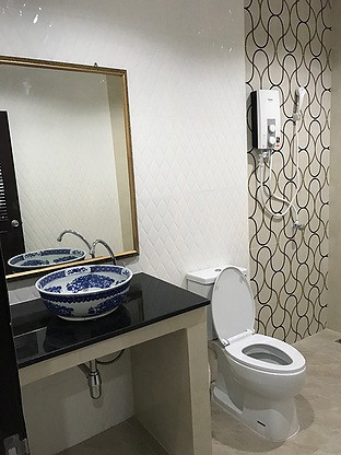 Condo — photo 3