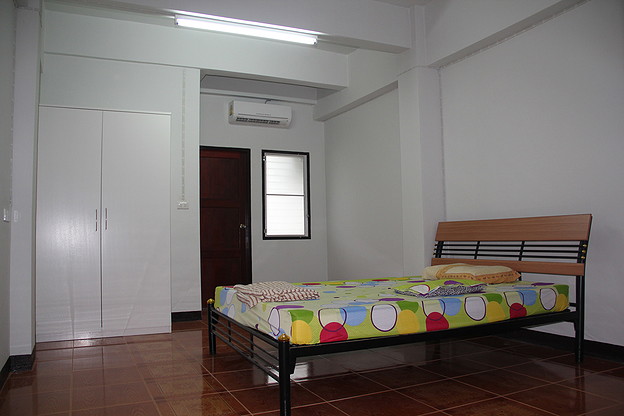 Condo · Mueang Chon Buri, chon_buri — photo 3