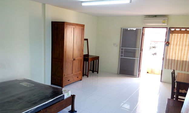 Condo · Mueang Chon Buri, chon_buri — photo 4