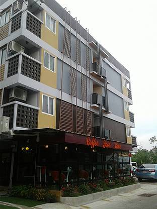 Condo — photo 2