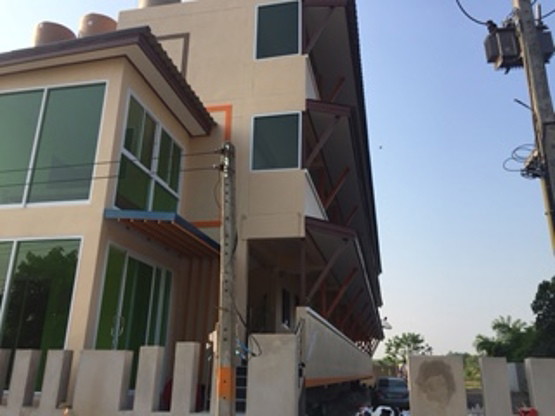 Condo — photo 2