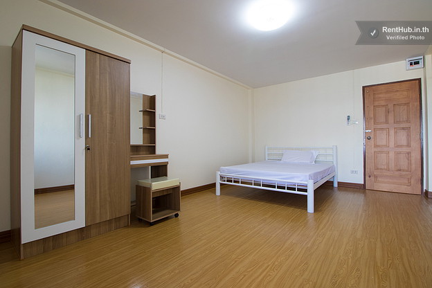 Condo — photo 2