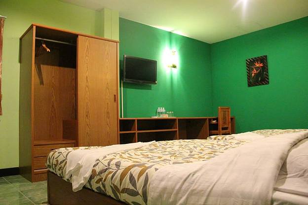 Condo — photo 2