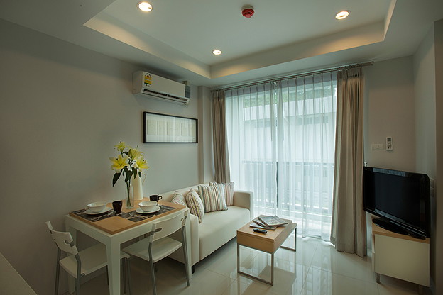 Condo · Sathon, bangkok — photo 2