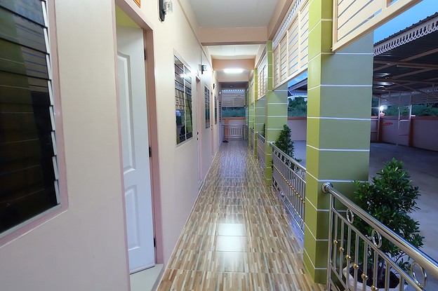 Condo — photo 4