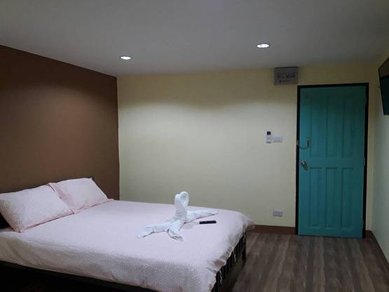 Condo · Bangkok Noi, bangkok — photo 1