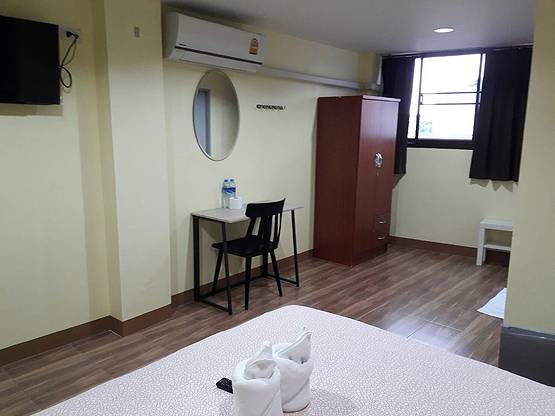 Condo · Bangkok Noi, bangkok — photo 3