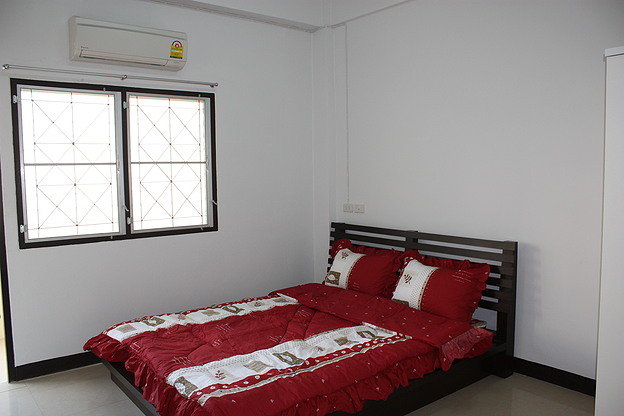 Condo · Bang Phli — photo 2