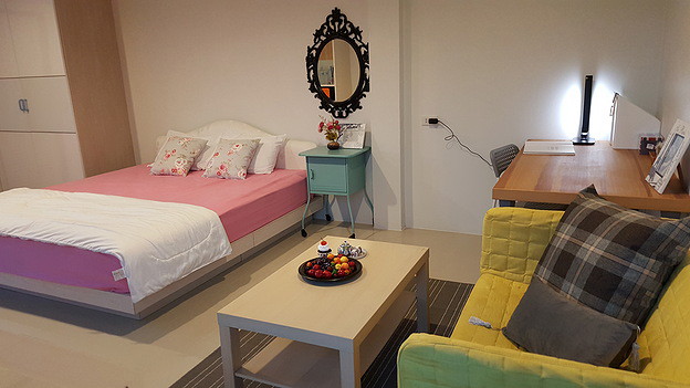 Condo — photo 2
