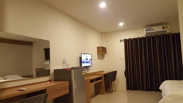 Condo — photo 1