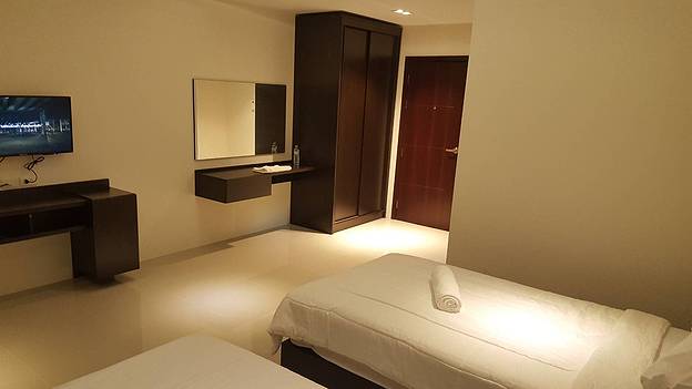 Condo — photo 5