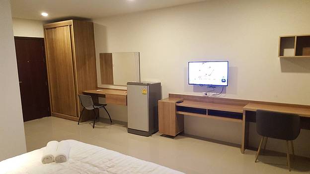Condo — photo 3