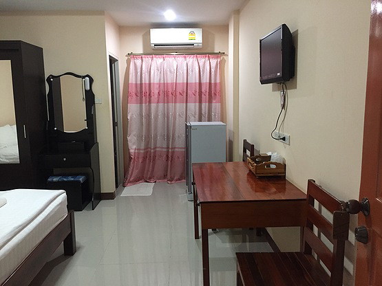 Condo — photo 2