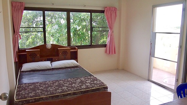 Condo — photo 4