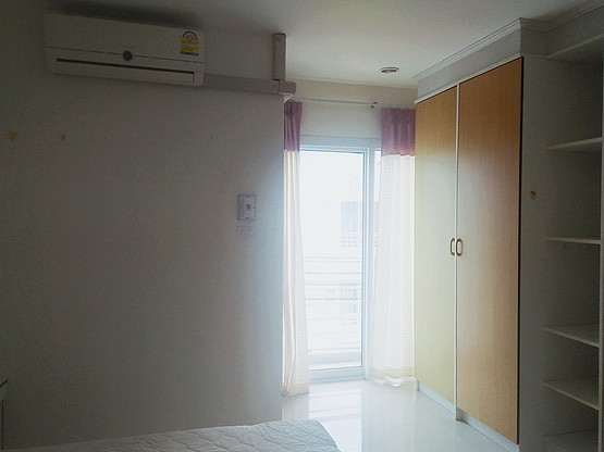 Condo — photo 5