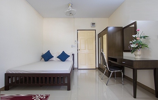 Condo — photo 5