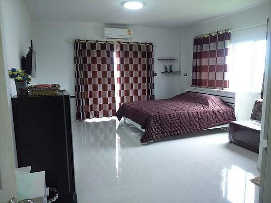 Condo — photo 3