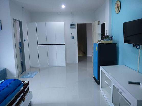 Condo — photo 2