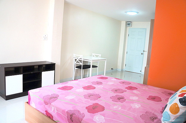 Condo · Khlong San, bangkok — photo 4