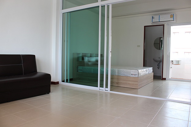 Condo · Phra Khanong, bangkok — photo 3
