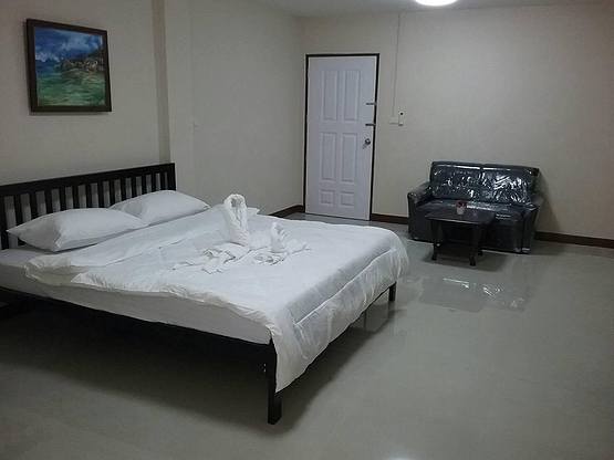 Condo · Bang Phli — photo 1
