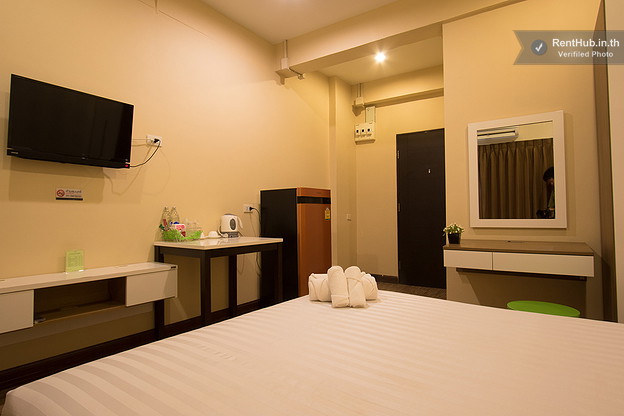 V 49 Apartment — photo 3
