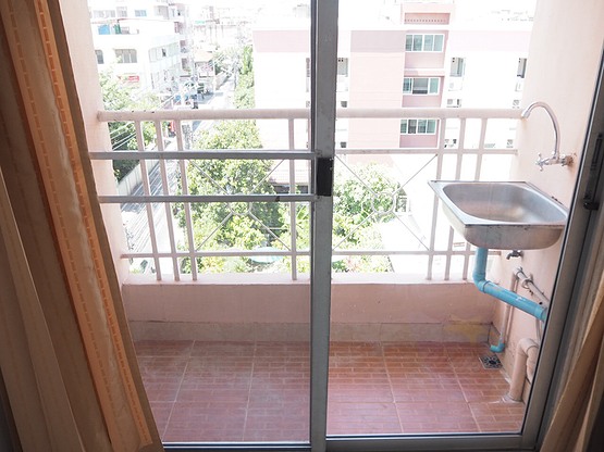 Condo · Bangkok Noi, bangkok — photo 5