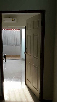 Condo — photo 2