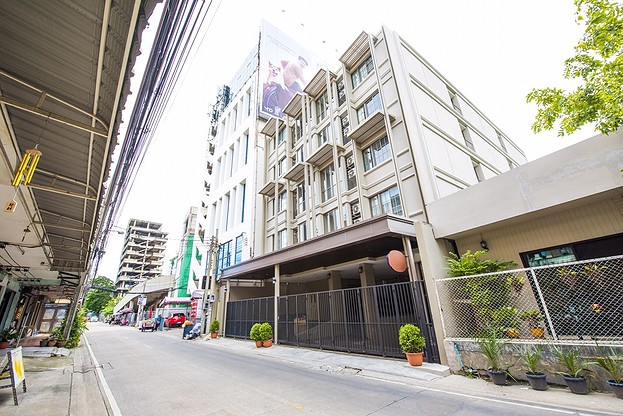 Condo · Chatuchak, bangkok — photo 1