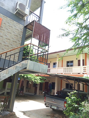 Condo — photo 1