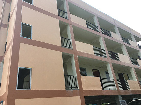 Condo — photo 1