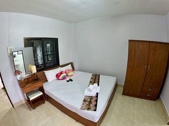 Condo — photo 2