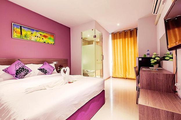 Condo · Huai Khwang, bangkok — photo 5
