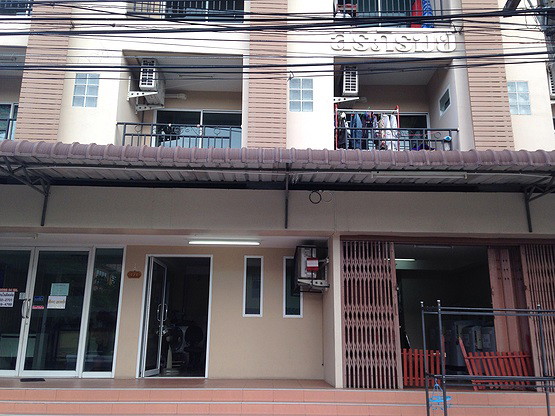 Condo · Bang Khae, bangkok — photo 1