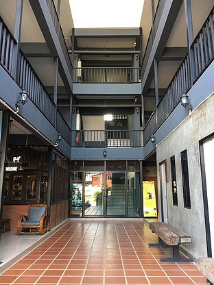 Condo — photo 2