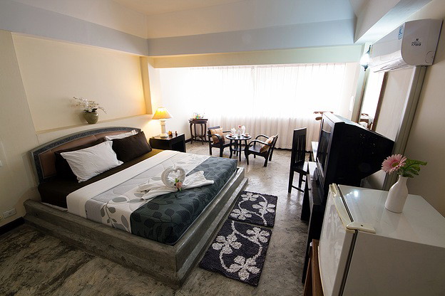Condo — photo 4