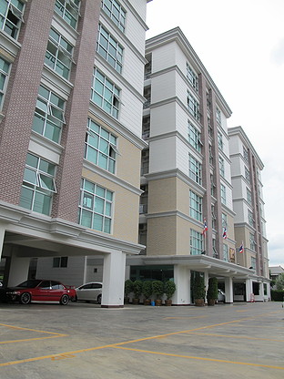 Condo · Huai Khwang, bangkok — photo 2