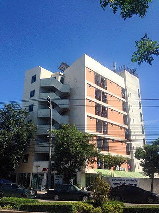 Condo · Pak Kret — photo 1