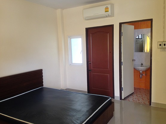 Condo — photo 5