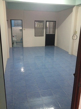 Condo — photo 2