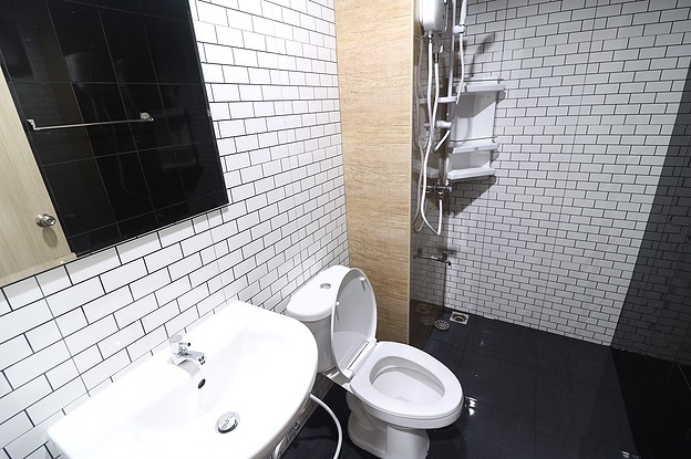 Condo — photo 3