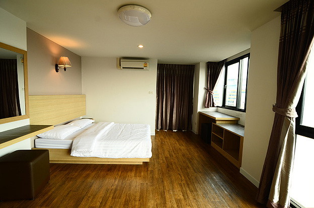 Condo · Bang Na, bangkok — photo 3