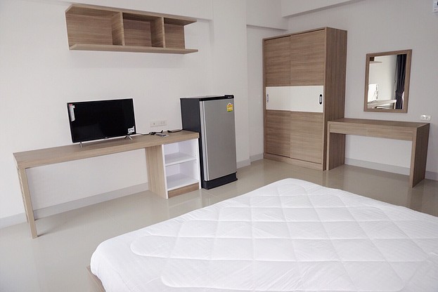 Condo · Mueang Nonthaburi — photo 3
