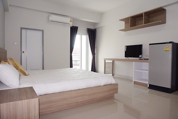 Condo · Mueang Nonthaburi — photo 1