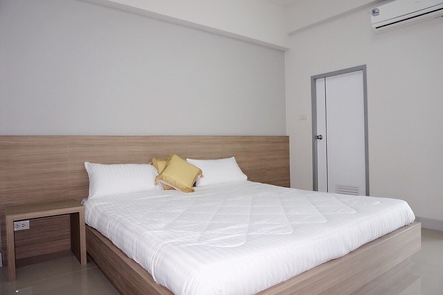 Condo · Mueang Nonthaburi — photo 2