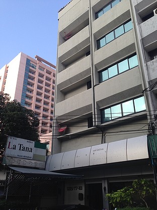 Condo · Bang Rak, bangkok — photo 2