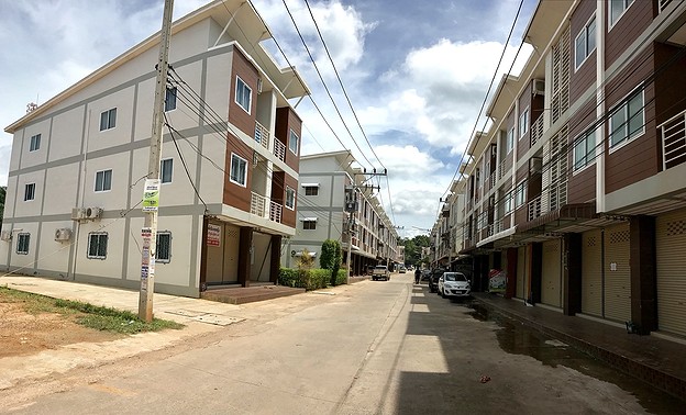 Condo — photo 3
