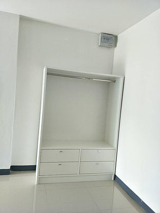 Condo · Mueang Samut Prakan — photo 4