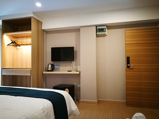 Condo · Watthana, bangkok — photo 5