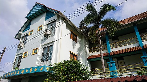 Condo — photo 2